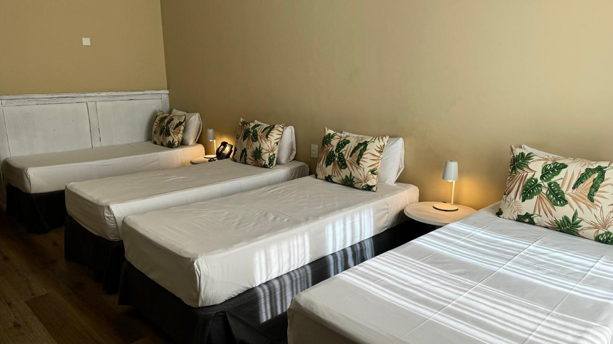 Junior Suite,1607764303:JPEG